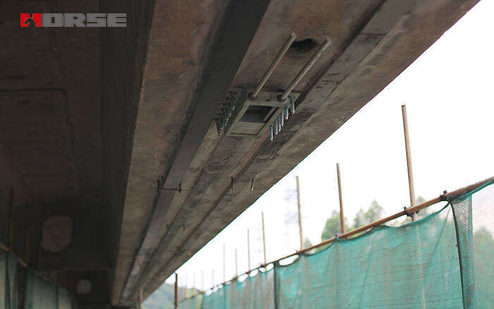 Pre-stressing FRP reinforcement method Pre-stressing FRP reinforcement method