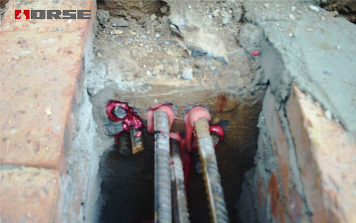 anchoring adhesive anchoring adhesive