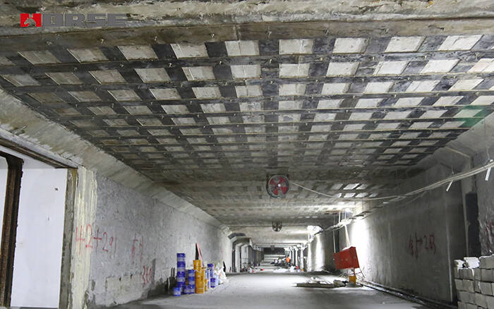 1629103318278745.jpg adhesively sticking steel plate for reinforcement..jpg