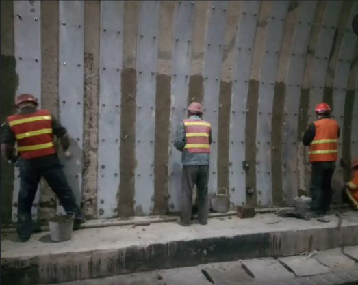 1658133070530289.png 钢带加固隧道.png