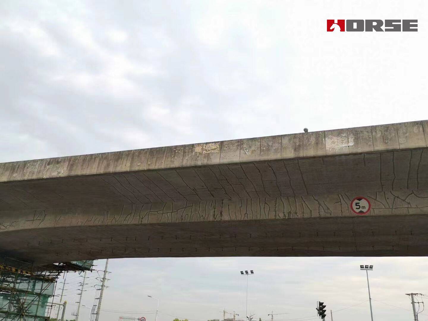 Strengthening of Vertical Cracks in Concrete Bridges with Prestressed CFRP Plates Strengthening of Vertical Cracks in Concrete Bridges with Prestressed CFRP Plates