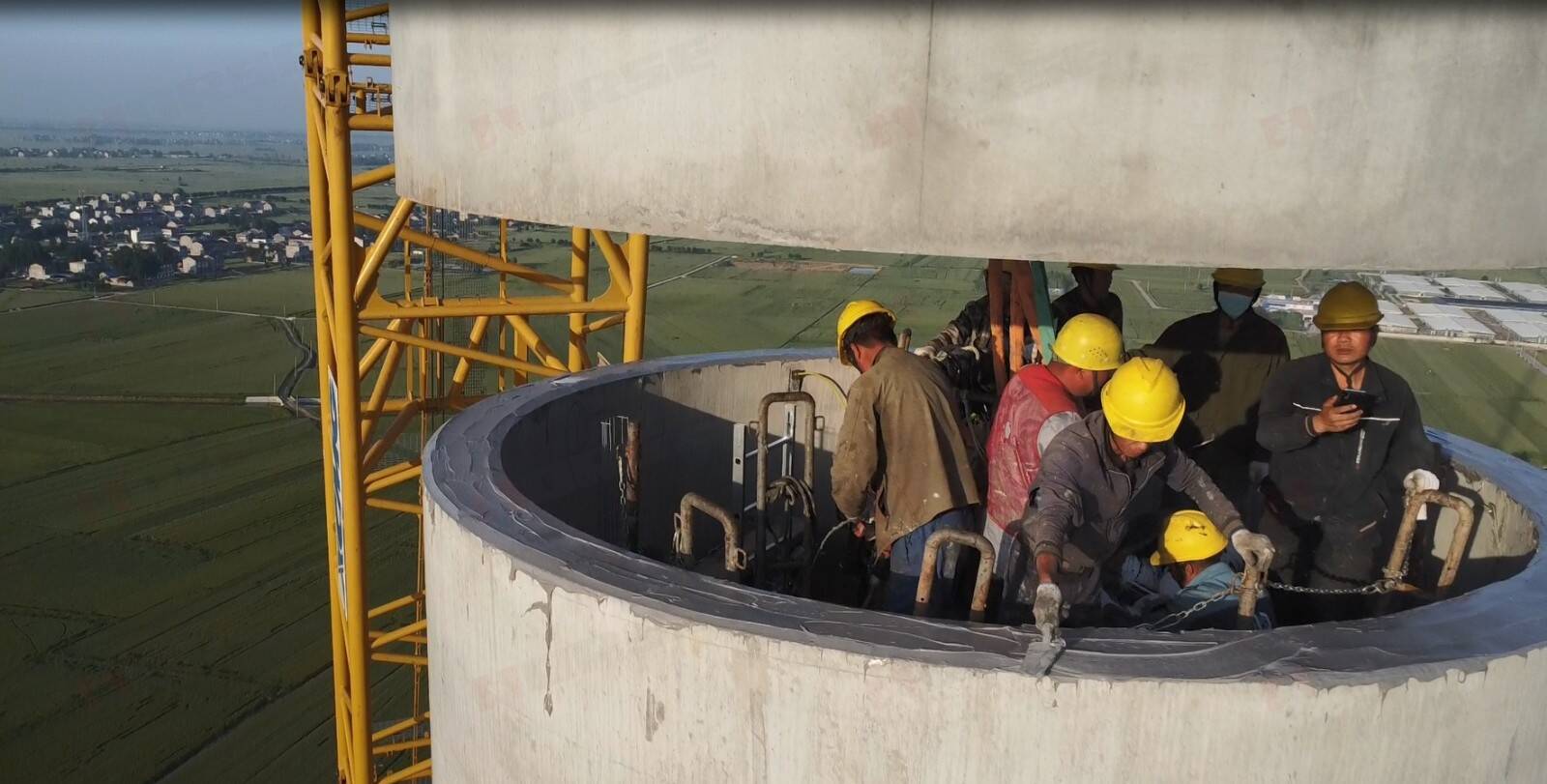 apply HM-120SC segmental adhesive apply HM-120SC segmental adhesive